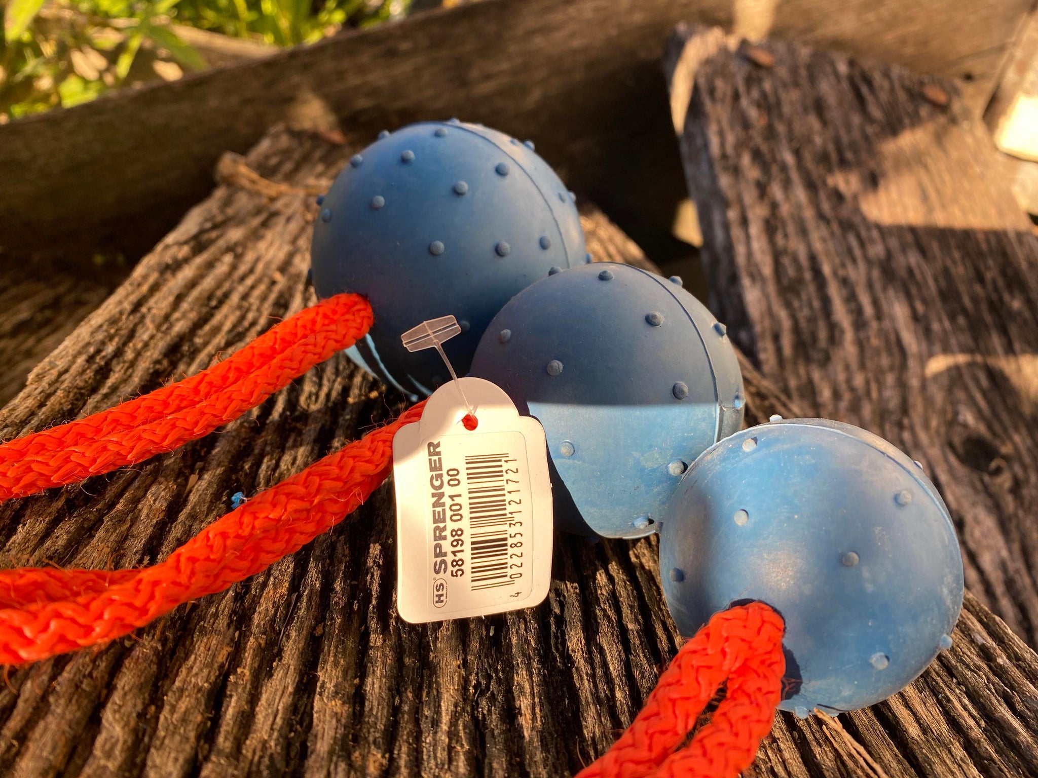 HERM SPRENGER - Hollow Rubber Ball On Rope - Med